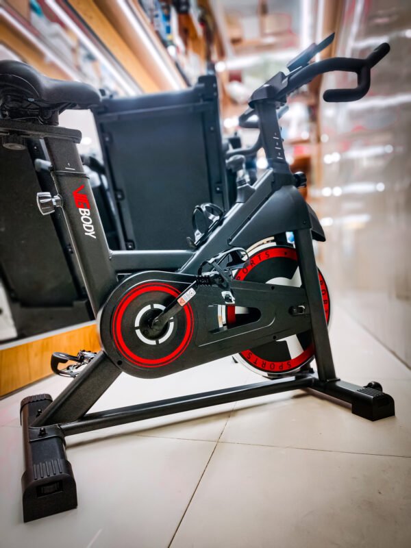 VIG BODY HLX3B SPINNING BIKE - Image 6